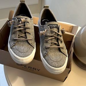 Sperry sneakers size 7